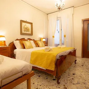  Apartment Residenza Porta Leoni - Royal Welcome